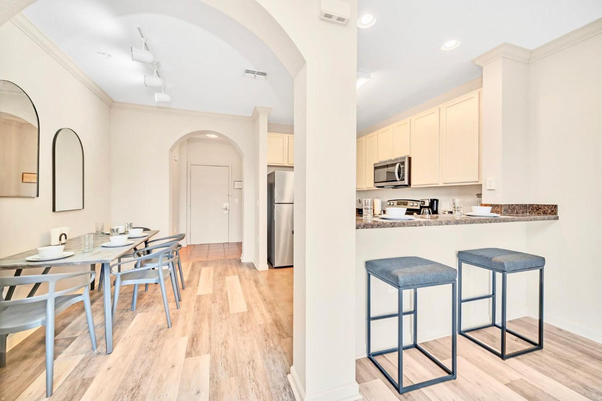Stunning 2Br Condo With Hot Tub And Pool, Near Disney! 奥兰多 外观 照片