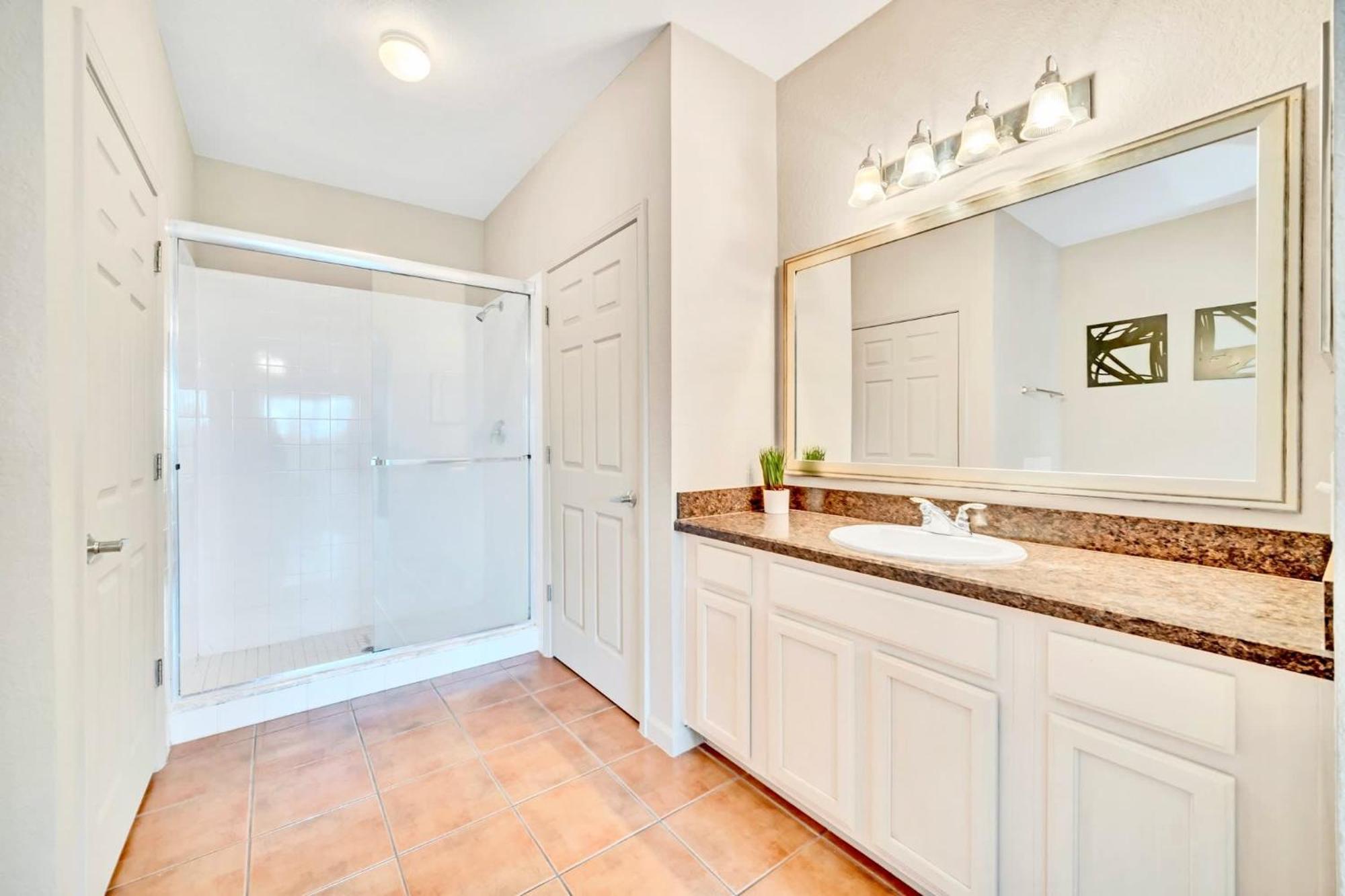 Stunning 2Br Condo With Hot Tub And Pool, Near Disney! 奥兰多 外观 照片