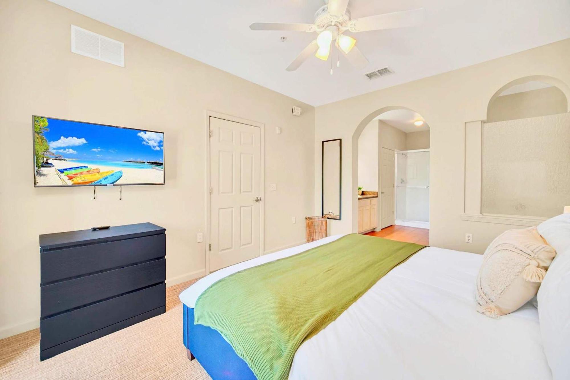 Stunning 2Br Condo With Hot Tub And Pool, Near Disney! 奥兰多 外观 照片