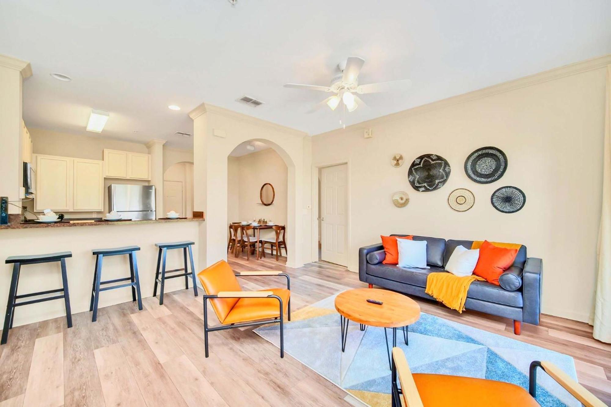 Stunning 2Br Condo With Hot Tub And Pool, Near Disney! 奥兰多 外观 照片
